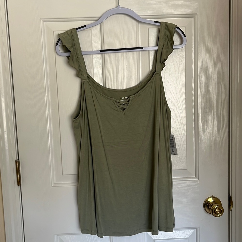 Torrid size 2 green tank